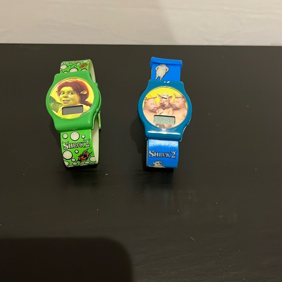 Shrek 2 Watches - Fiona and 3 Pigs - Picture 1 of 1